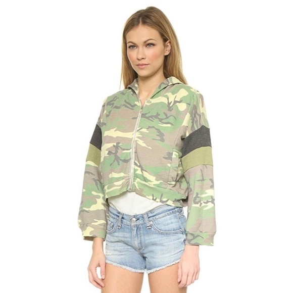 Wildfox classic camo hoodie - Picture 1 of 6